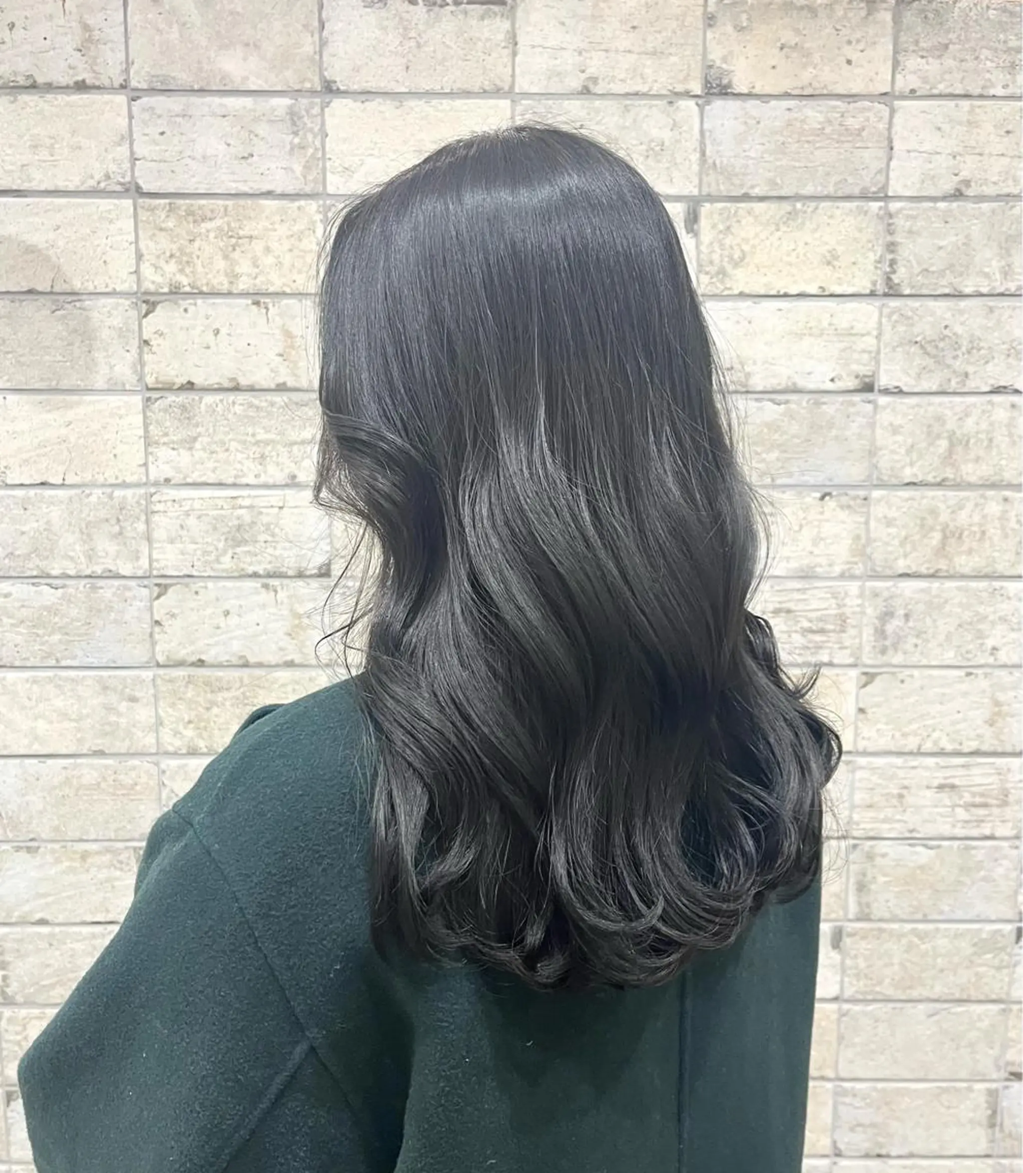 ロング カラー 黒髪 カット ヘアカラー トリートメント 橋本 桂のヘアスタイル