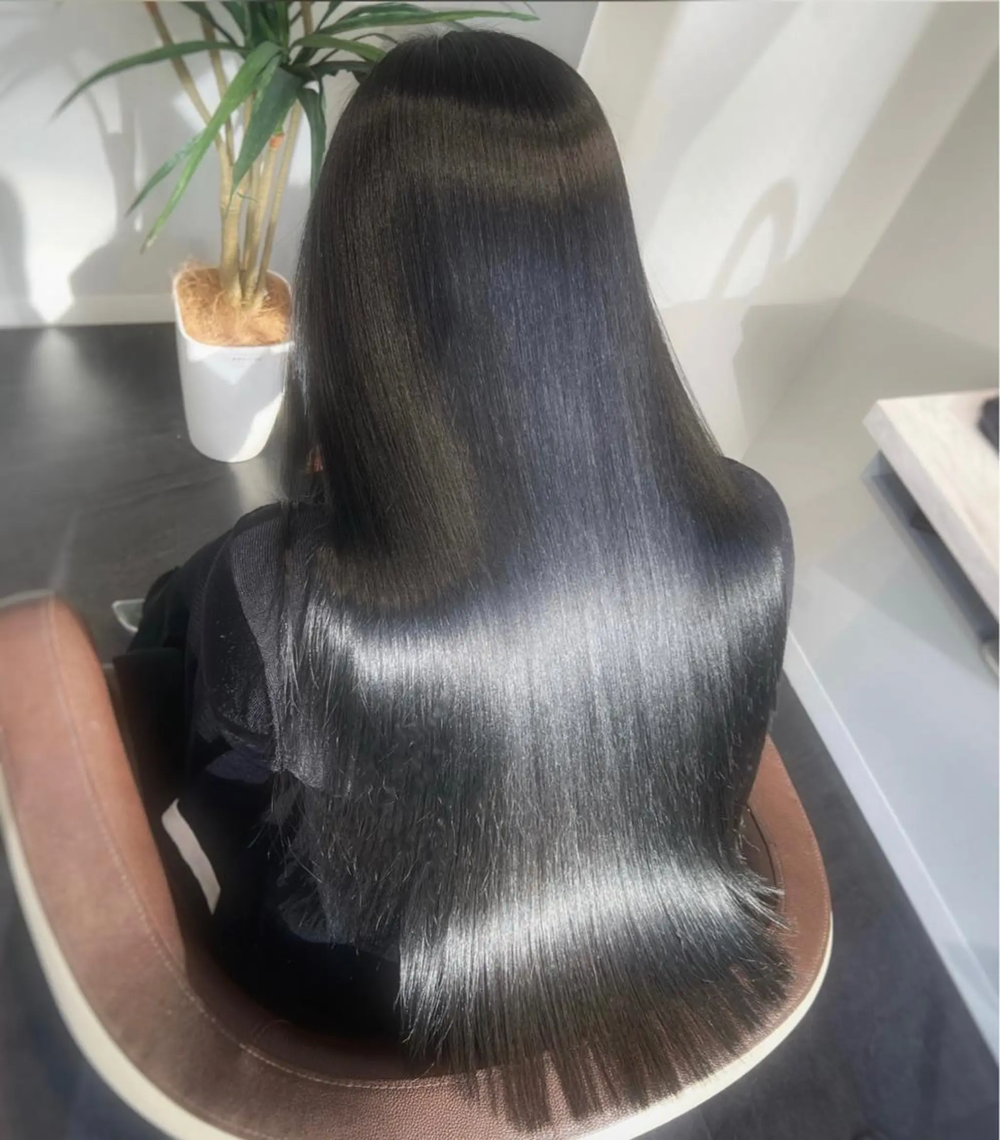 ロング 韓国風カラー 髪質改善 韓国風ヘア 縮毛矯正 トリートメント SALOWIN east店6F所属・TAKUMI 【美髪特化】のヘアスタイル