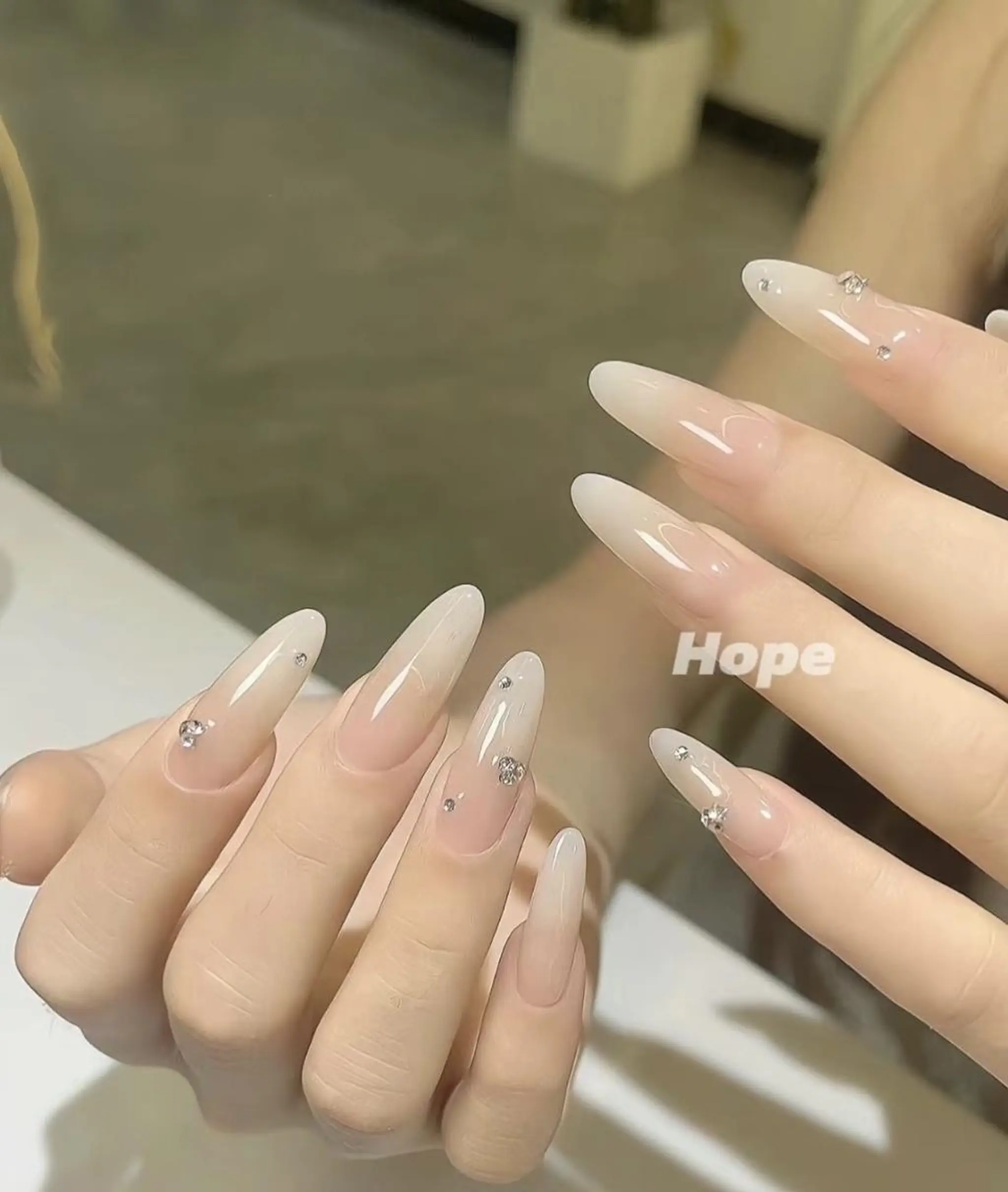 ネイル inf リエネイルサロンのネイルデザイン