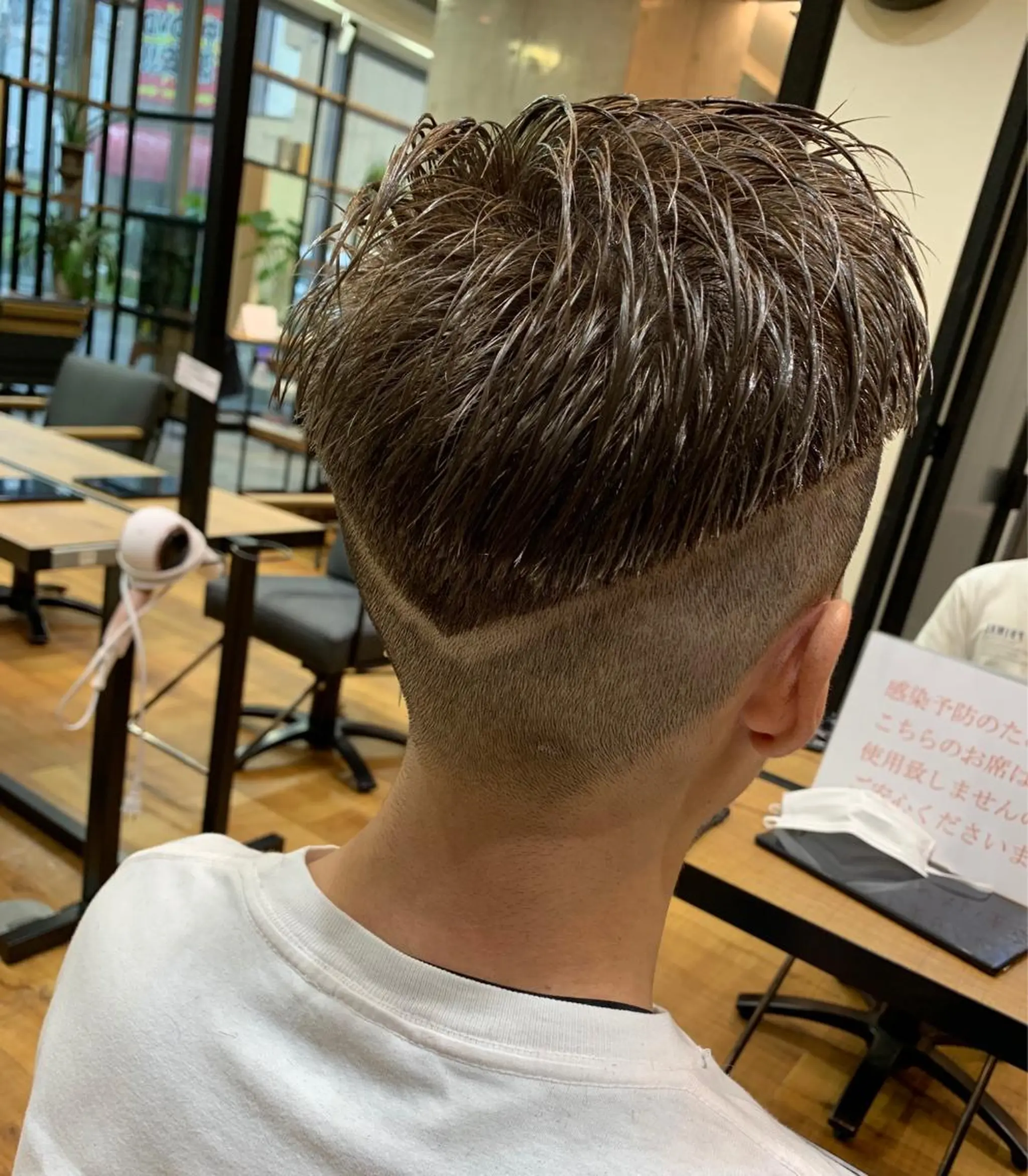 ショート カラー メンズ カット ヘアカラー トリートメント 天野 開のヘアスタイル