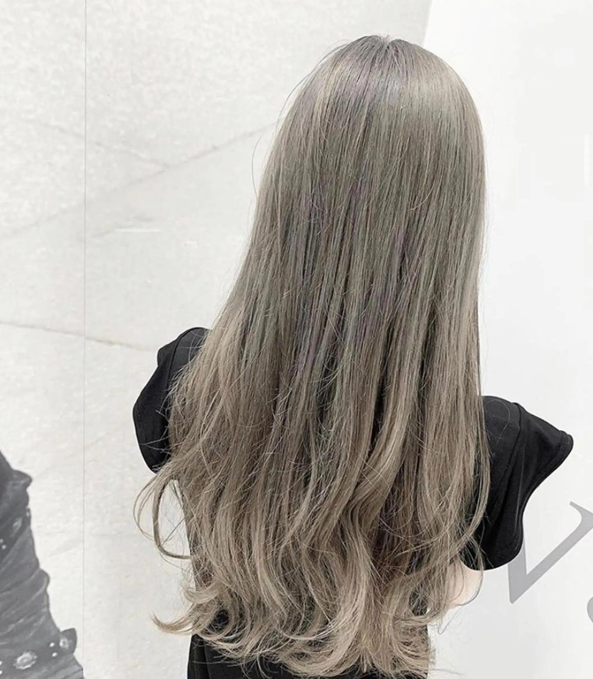 ロング 🦋ミルクティーベー ジュ🦋mayukiのヘアスタイル