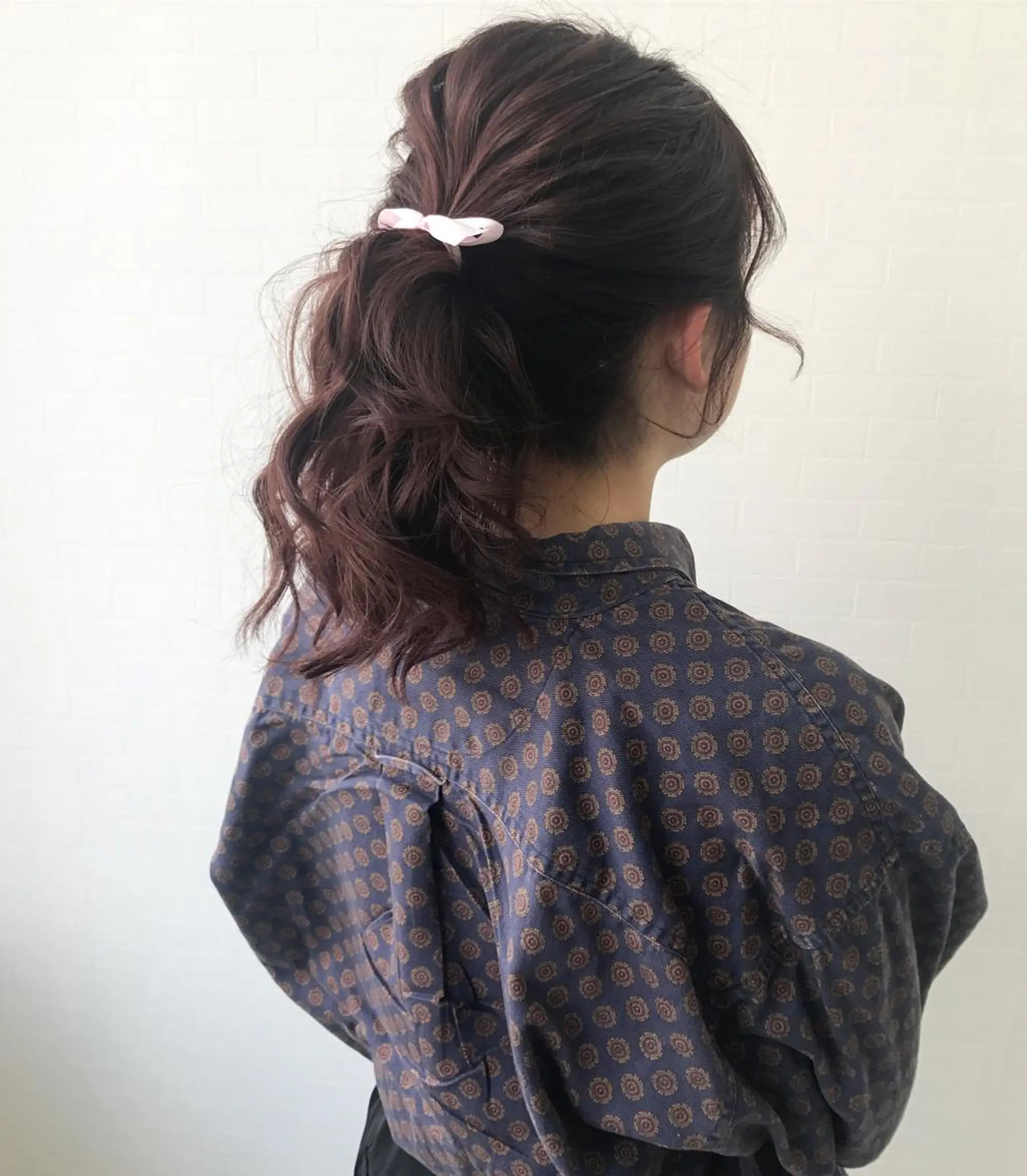 セミロング カラー ピンクカラー LEDマツエク/ アイブロウ/石原の眉毛・アイブロウイメージ