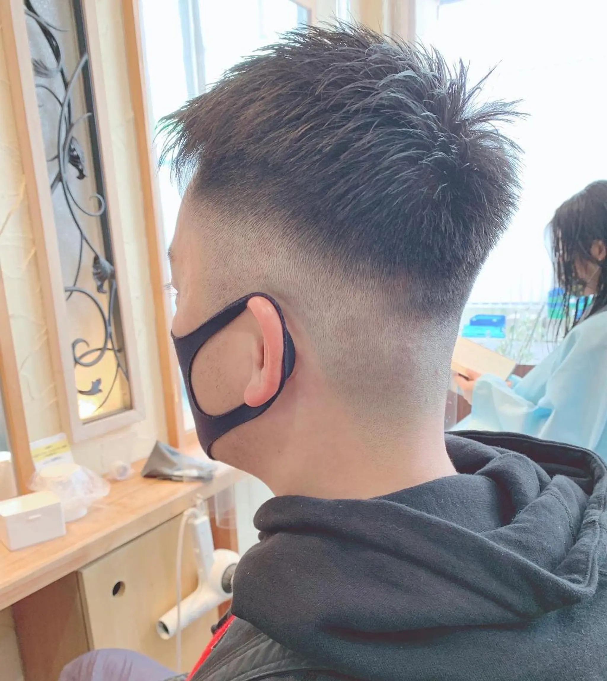 ショート カラー メンズ フェードカット 学生(メンズ向け) メンズショート ツーブロック 外国人風カラー 🌿ヤマグチ ユウキ🌿のヘアスタイル