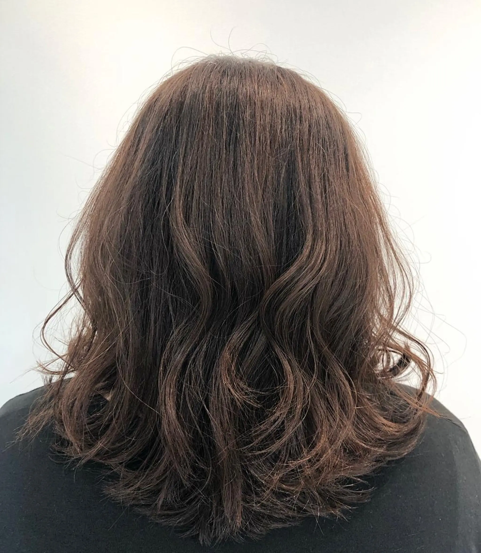 セミロング カラー Bellpo所属・磯山 直貴のヘアスタイル