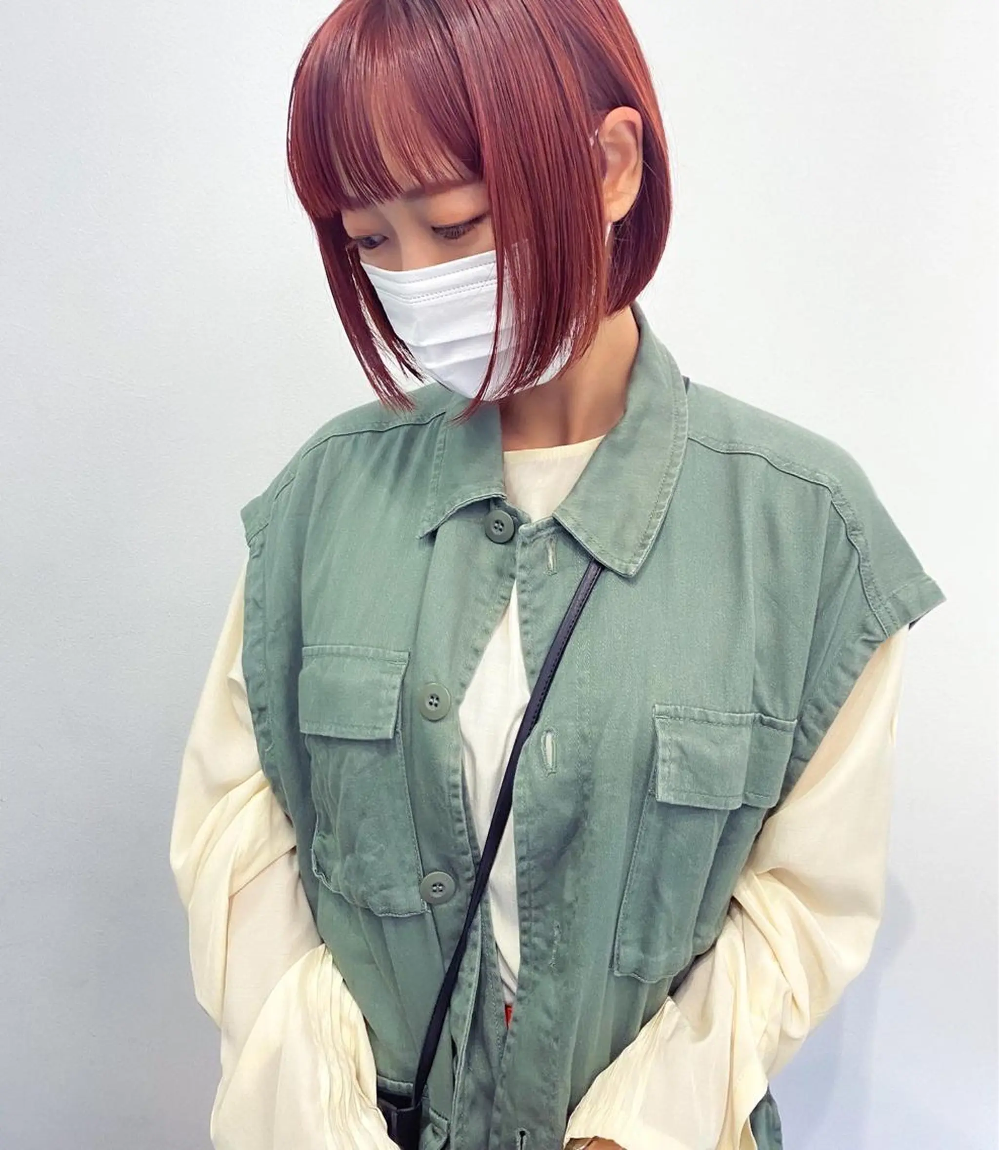 ミディアム カラー THE DAY所属・AKI HASHIMOTOのヘアスタイル