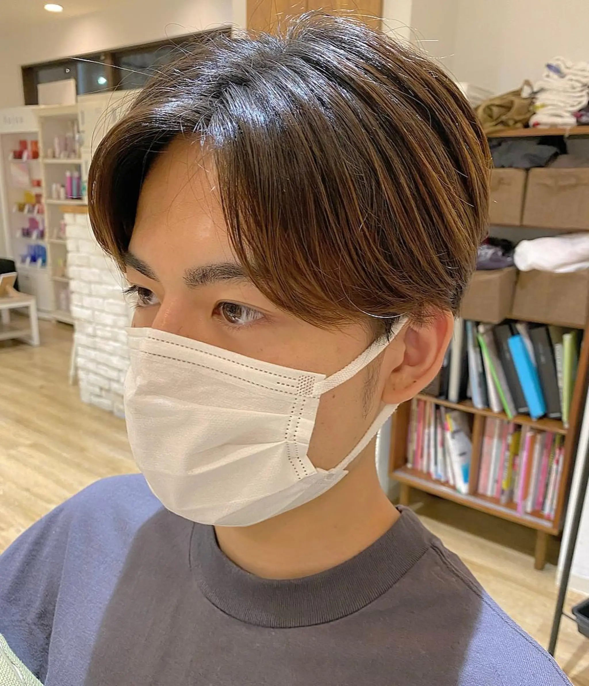 メンズ センターパート メンズ韓国風 🫧顔周りカット 🫧樫村優香のヘアスタイル
