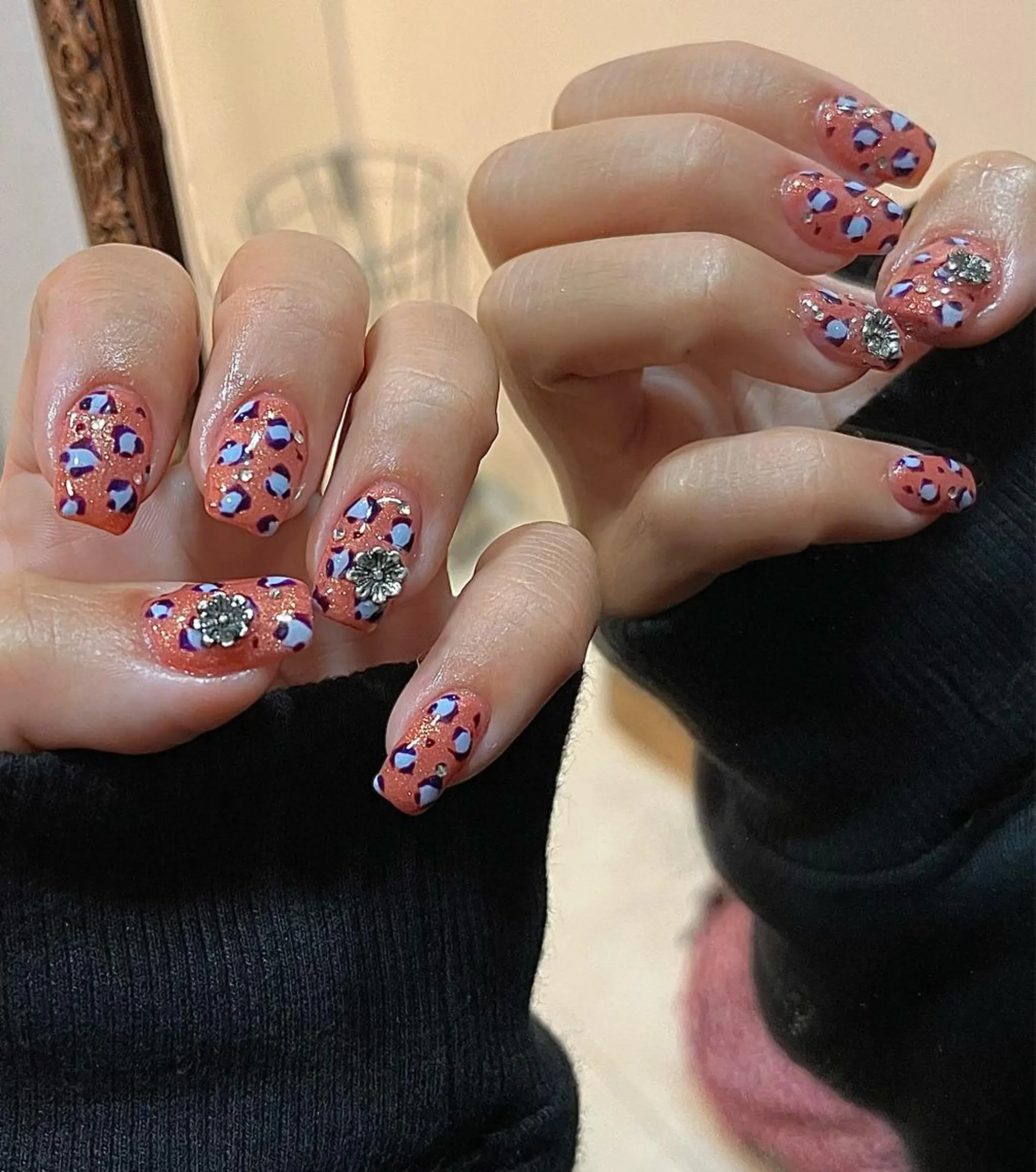 ネイル アニマル柄 アートネイル フラワーネイル ハンドネイル フットネイル para ☀︎ sol by BECK所属・Para Sol nail　Maoのネイルデザイン