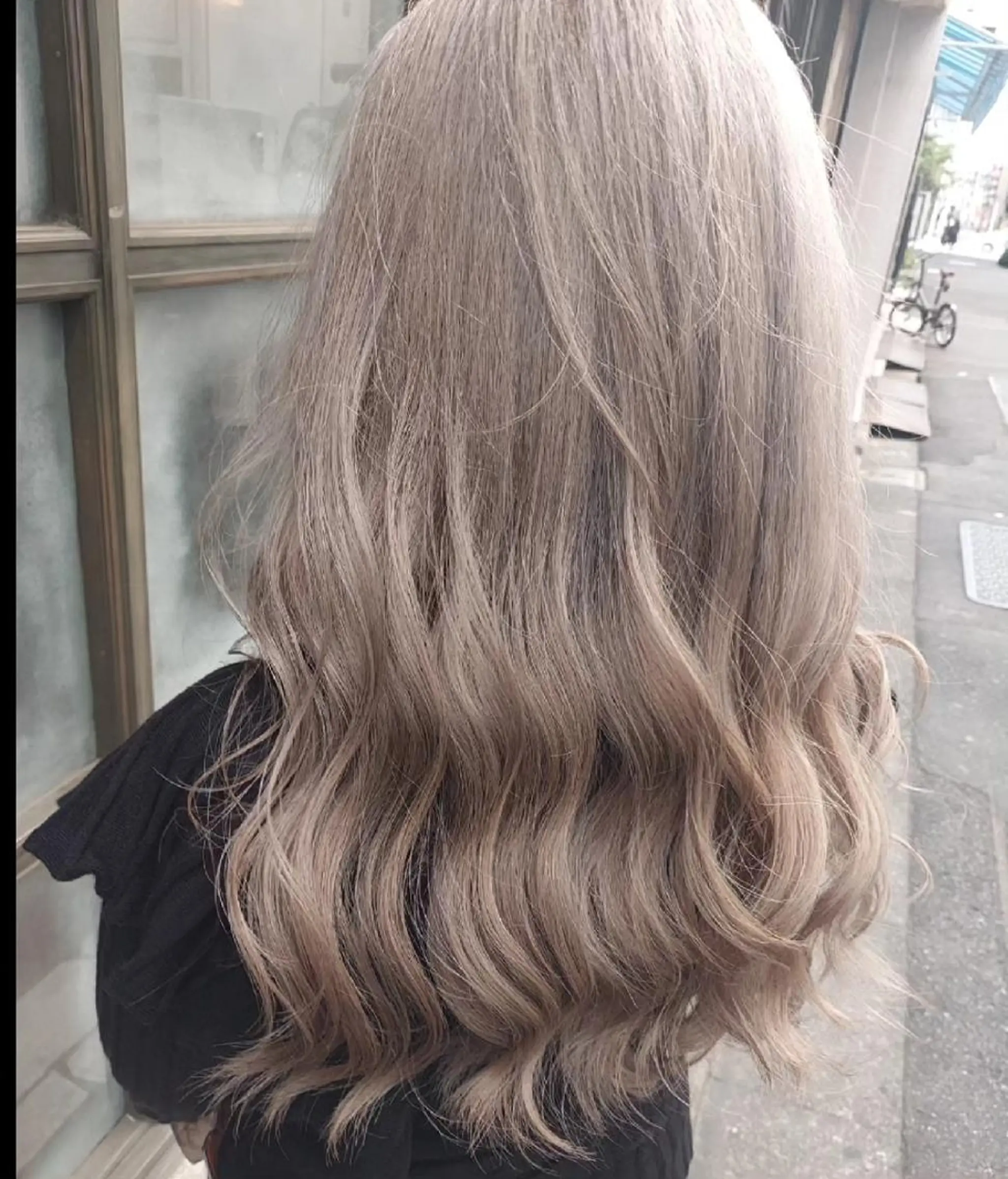 ロング カラー ダブルカラー ヘアカラー トリートメント grow上野御徒町【グロウ】所属・ブリーチ・ハイトーン 特化🎉内山のヘアスタイル