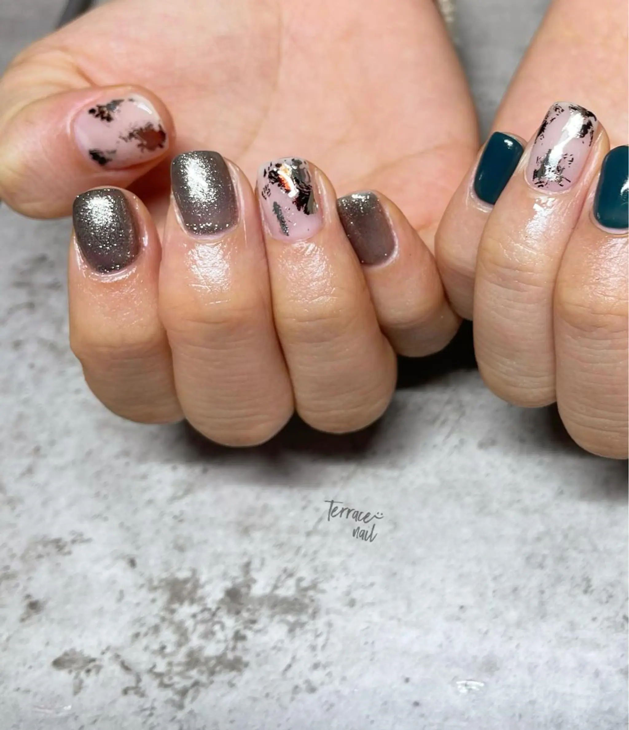 ネイル KAMINO CHIKAのネイルデザイン