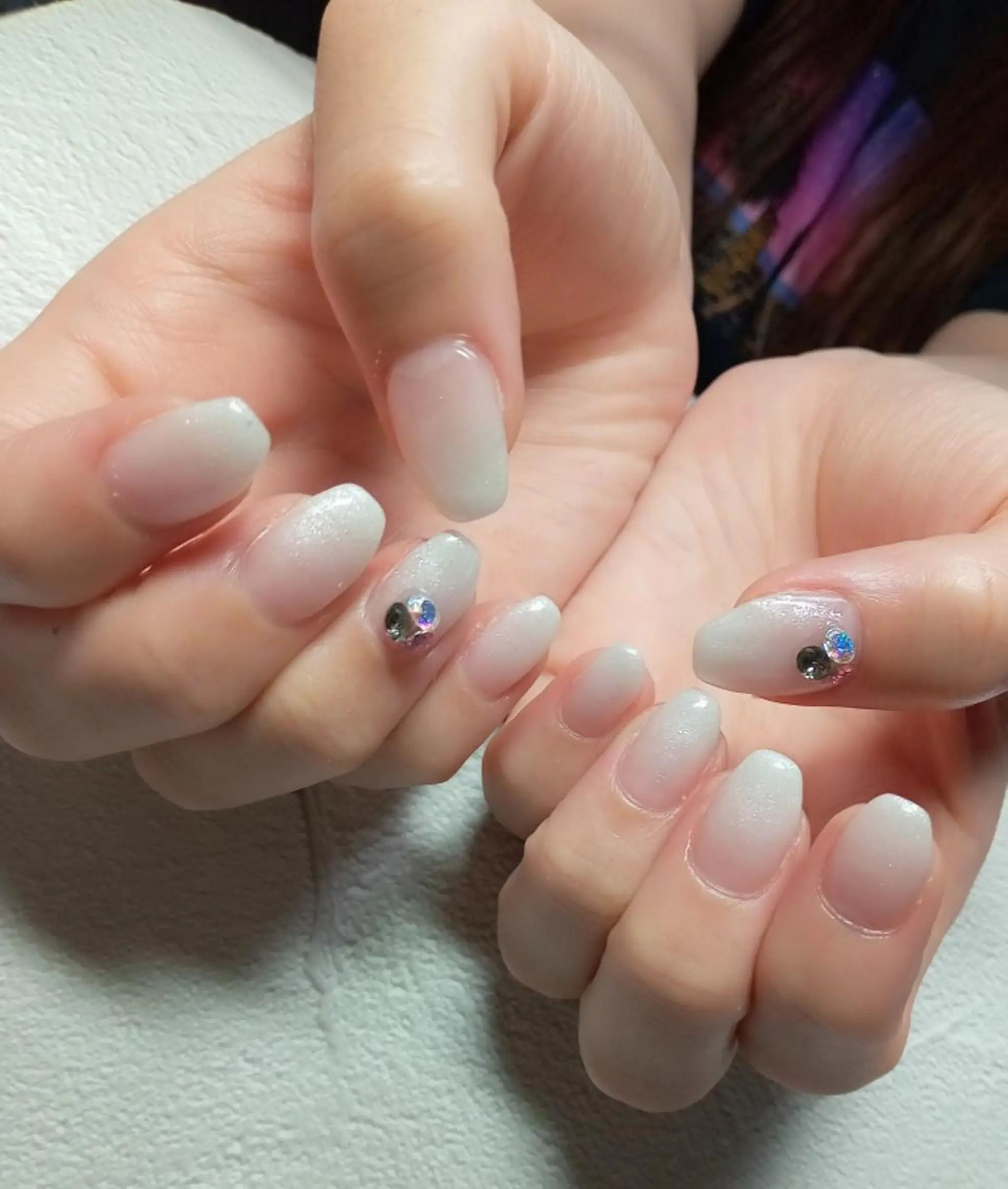 ネイル フレンチネイル ガラスフレンチ グラデーション キラキラネイル 韓国ネイル ハンドネイル flure de neige yukiのネイルデザイン