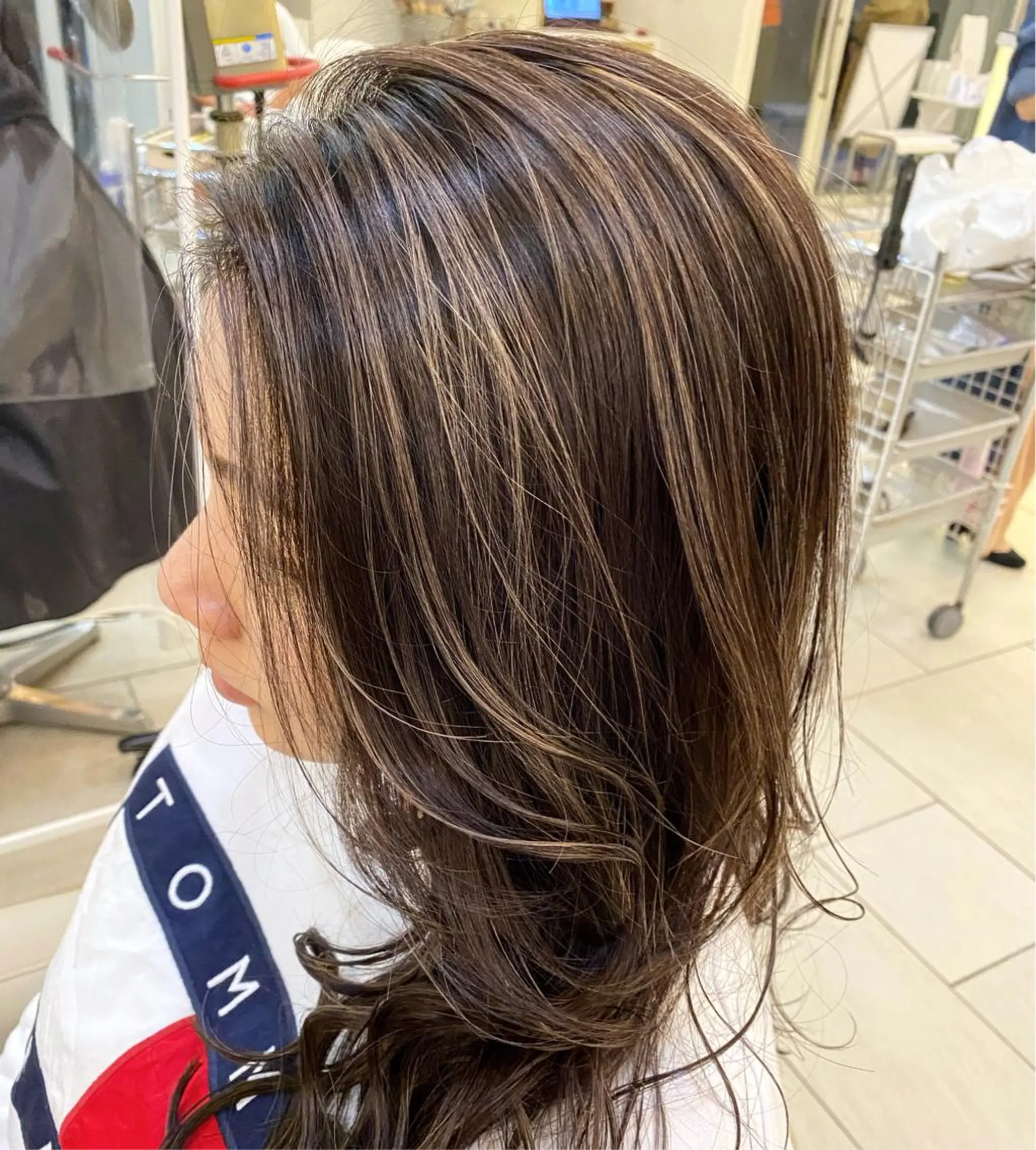 ロング ハイライト ヘアカラー トリートメント ジェニファー ✂︎TOMOKI✂︎のヘアスタイル