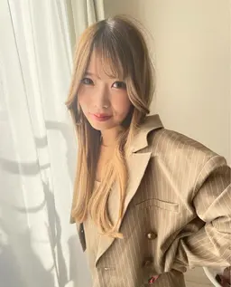 韓国ヘアオーダー大人気🇰🇷韓国カット＋艶カラー＋艶トリートメント付き‼️