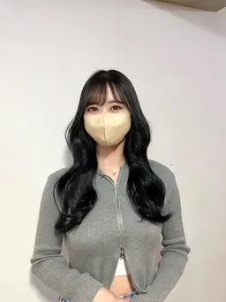 📰黒染めも◎透明感カラー+トリートメント📰