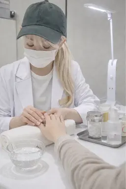 ネイルケアトリートメント(ハンドケア付)