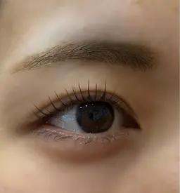 🌼*･まつげパーマモデル募集🌼*･＋毛先トリートメント付き❣️根元からしっかり巻き上げ！