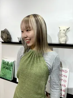 目を惹く『コントラストカラー』ダメージレストリートメント付き🧚🌟+カット