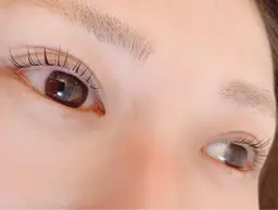 【パリエク🇫🇷✨】パリジェンヌラッシュリフト+マツエク120本(オフ有りの場合+500円)