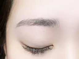 【ハリウッドブロウリフト】