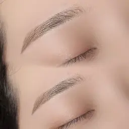 流行りの眉毛施術(眉毛ワックス)🫧眉毛垢抜け効果💖