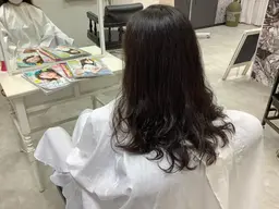 パーマ.カット　シャンプートリートメント　ブロー (特殊パーマは省く)