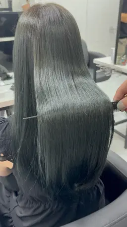 【モデル価格】✨縮毛矯正➕トリートメント✨⚠︎¥8,500→¥4,000