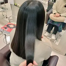 うる艶トリートメント(シャンプーブロー込み)