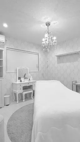 【新規様限定】美白パックプレゼント🎁フェイシャルエステ 子連れ可 /ニキビ/毛穴の開き/シミ/くすみ/色むら/化粧崩れ