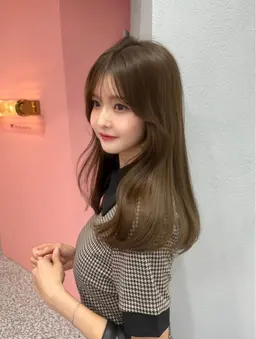 オススメ度★★★★★ブリーチなしWカラー+前髪顔周りカット+超音波トリートメント🫧