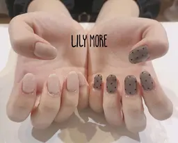 シンプルネイル(ハンド)オフ込みです！(２回目以降ご来店のお客様は＋660円となります！！)