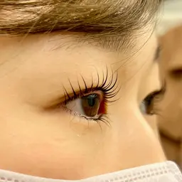 ダメージレスまつげパーマ上下orパリジェンヌ上下*施術動画撮影OKな方