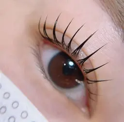 新規限定ラッシュリフト★まつげパーマ上のみ¥3980★美容トリートメント付き★ 【17時以降/土日祝日+330円】