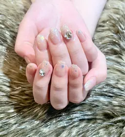 オフ無し✨ラメグラデーションネイル💕