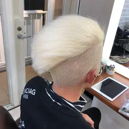 【9:00、9:30限定特別価格！】メンズカット（シャンプーブロー込）⚠︎記載事項をお読みください