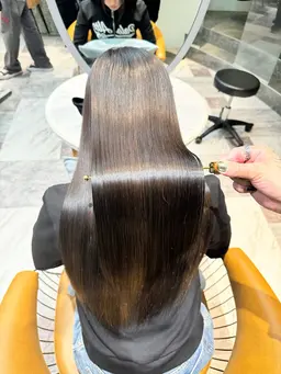 【4月15日まで‼️】360℃どこから見ても綺麗な髪に🤩💖美髪矯正💖＋髪質改善カット＋✨1stepトリートメント✨