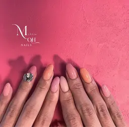 ジェルネイルオフコース(自店)ファイリング+お爪周りのケア+ネイルオイル/美容液仕上げ