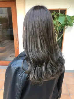 【ミニモ学割限定クーポン👩‍🎓🧑‍🎓】カラー＋ケアトリートメント¥4900