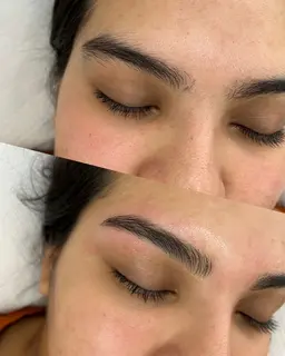 アイブロウワックス 目周りトーンアップ⤴️