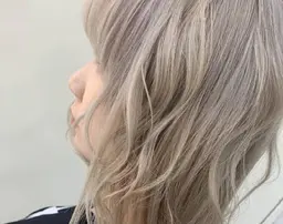 🌟ブリーチ&全体カラー🌟&前処理トリートメント付き✨