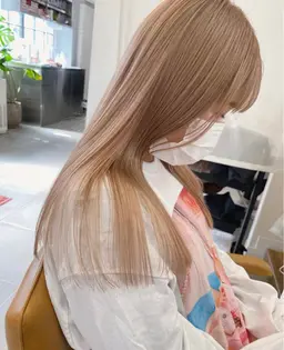 【💍土日祝限定㊗️憧れのハイトーン💍】1ブリーチでつくるベージュカラー+色持ちトリートメント付き❕+(長さ料金)