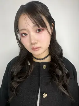 韓国アイドルメイク💄