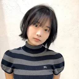 【撮影モデル】10代​〜​20代限定レイヤーボブ　✨カット+透明感カラー※補足説明読んでください⭐️画像のようなスタイル⭐️