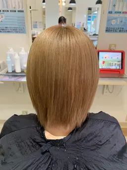 【10時​〜​14時🍓】カット➕ブリーチカラー（ショート、ボブのみ）