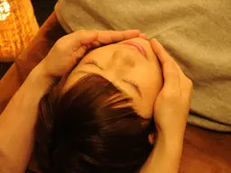 【これで小顔に‼️】痛みの少ないソフトな小顔整体