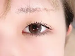 [最新まつ毛パーマ]セラムラッシュリフト