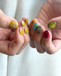 4月限定価格‼️やり放題デザイン🌼(オフなし)画像などお持ち込みも大丈夫です!