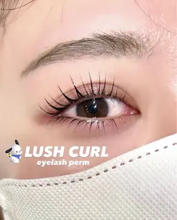 4月限定土日祝限定クーポン🪞✨選べるまつ毛パーマ💖➕美容液仕上げ♡.·*.