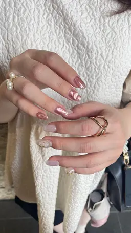 【オフ有り】ハンドネイル💅持ち込みデザイン🌱フルアート🩵