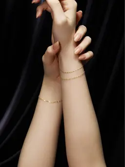 《パーマネントジュエリー》留め具の外れないジュエリー¥5,500円〜