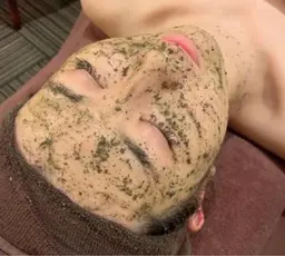 【1度で10回エステ効果】剥離なしREVIハーブピーリング