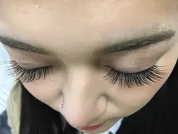 セーブル付け放題(上)本数無制限＋他店オフ&アイシャンプー、持続コーティング付き